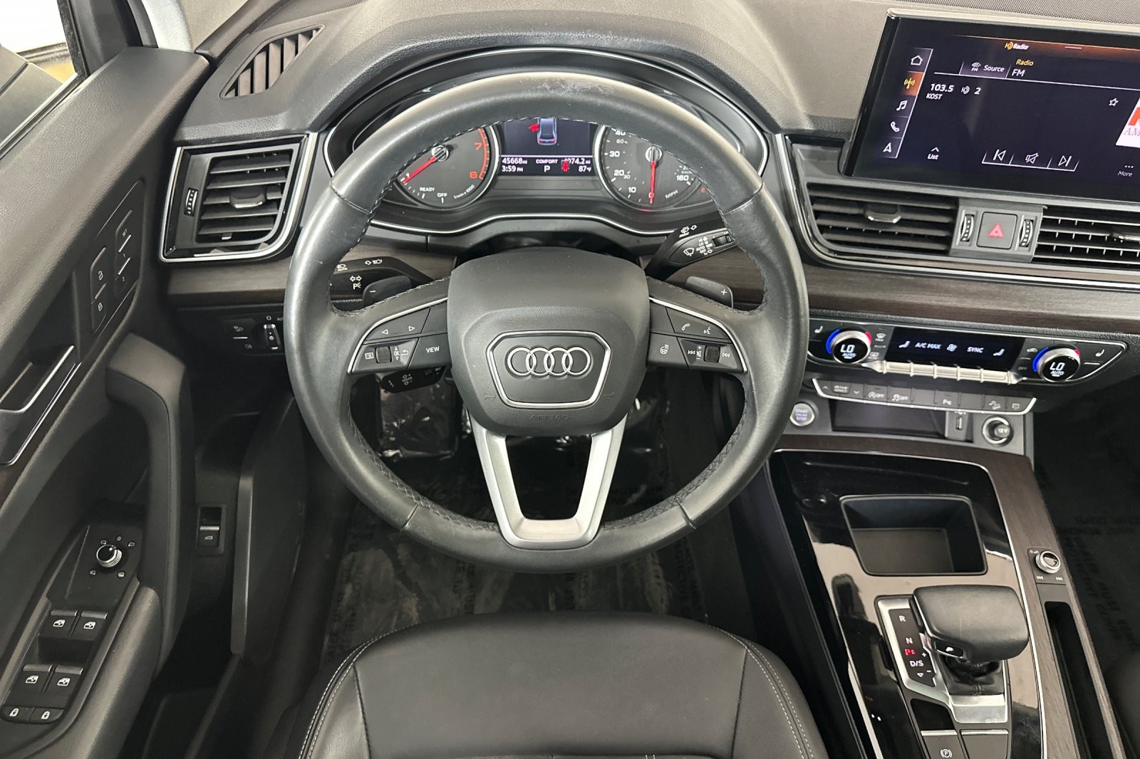 Used 2023 Glacier White Metallic Audi S line Premium 45 TFSI quattro image 13