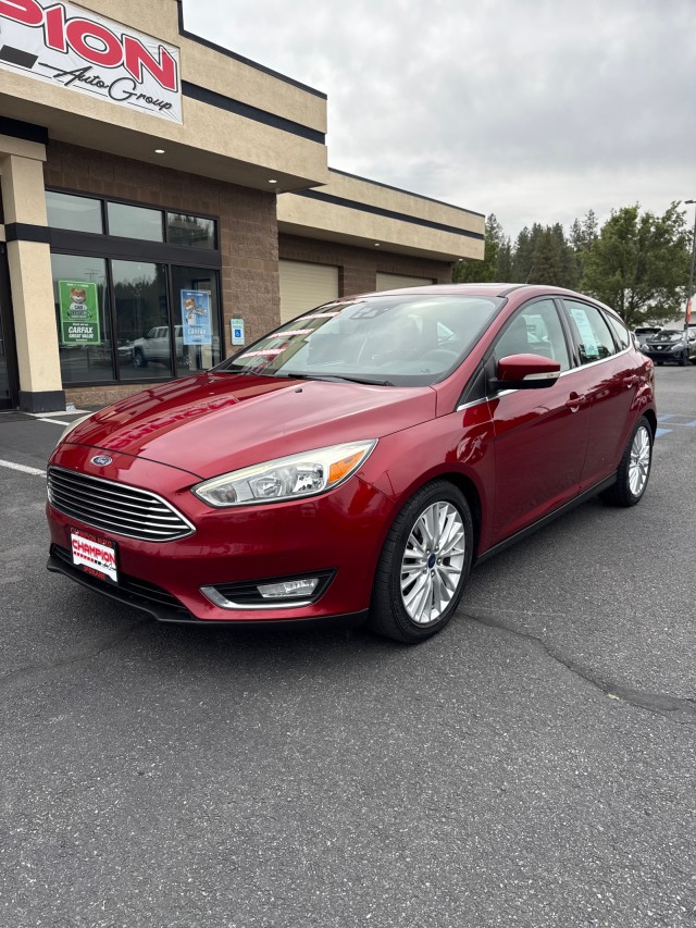 Ruby Red Metallic Tinted 2015 Ford Focus Hatchback Front-Wheel Drive Automatic
