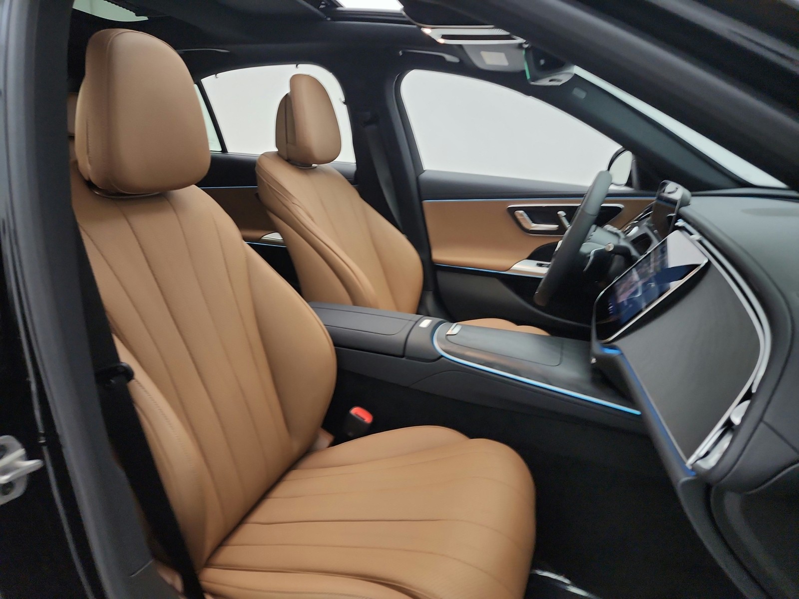 New 2026 Black Mercedes-Benz E 450 image 15