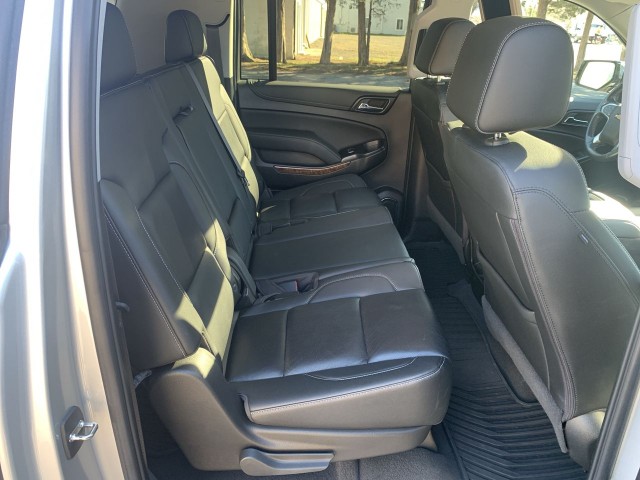2019 Chevrolet Suburban Premier 28