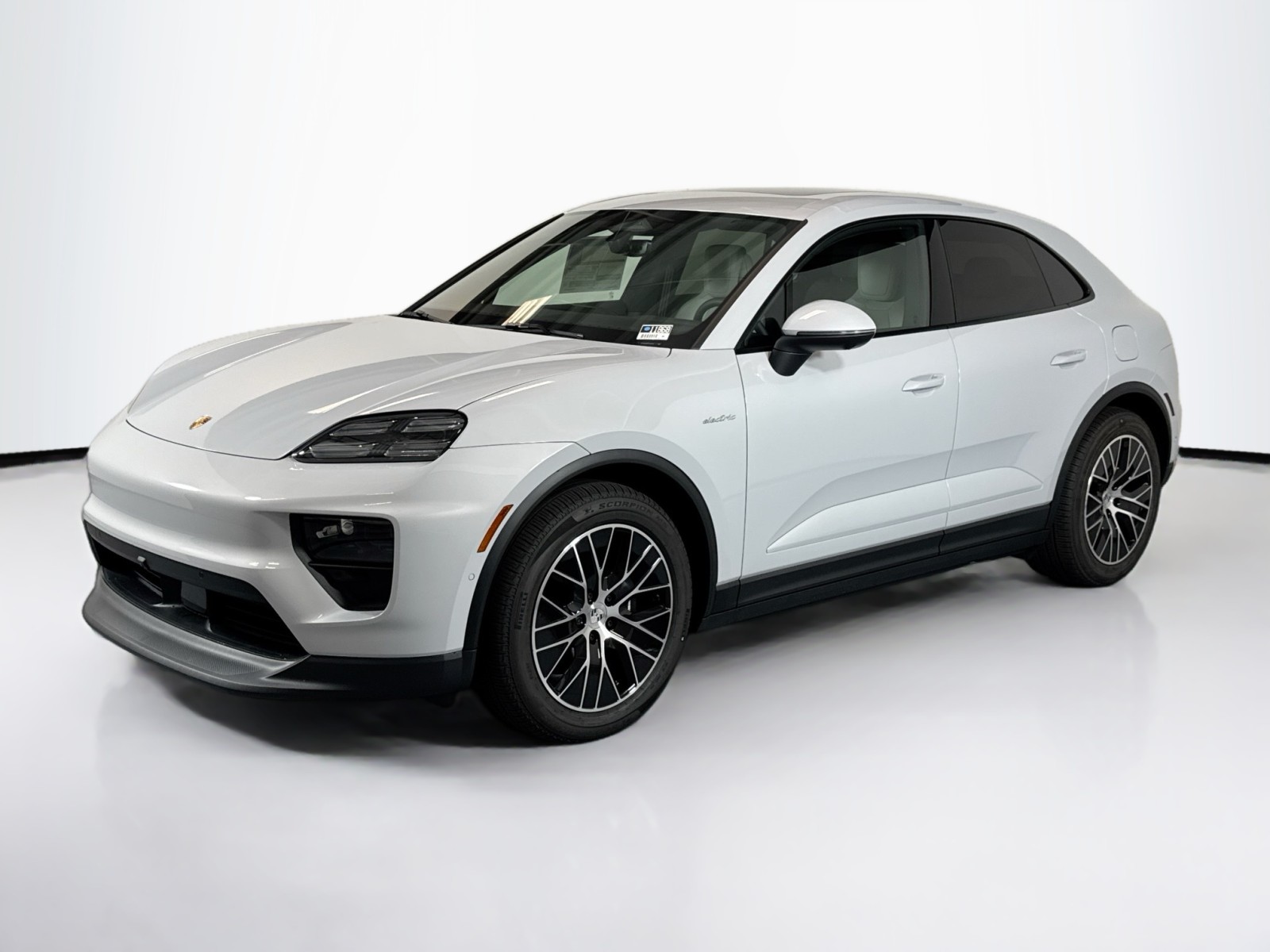 マカン　4/4 New 2026 Porsche Macan Electric 4 SUV in Fremont #11905 | Fletcher