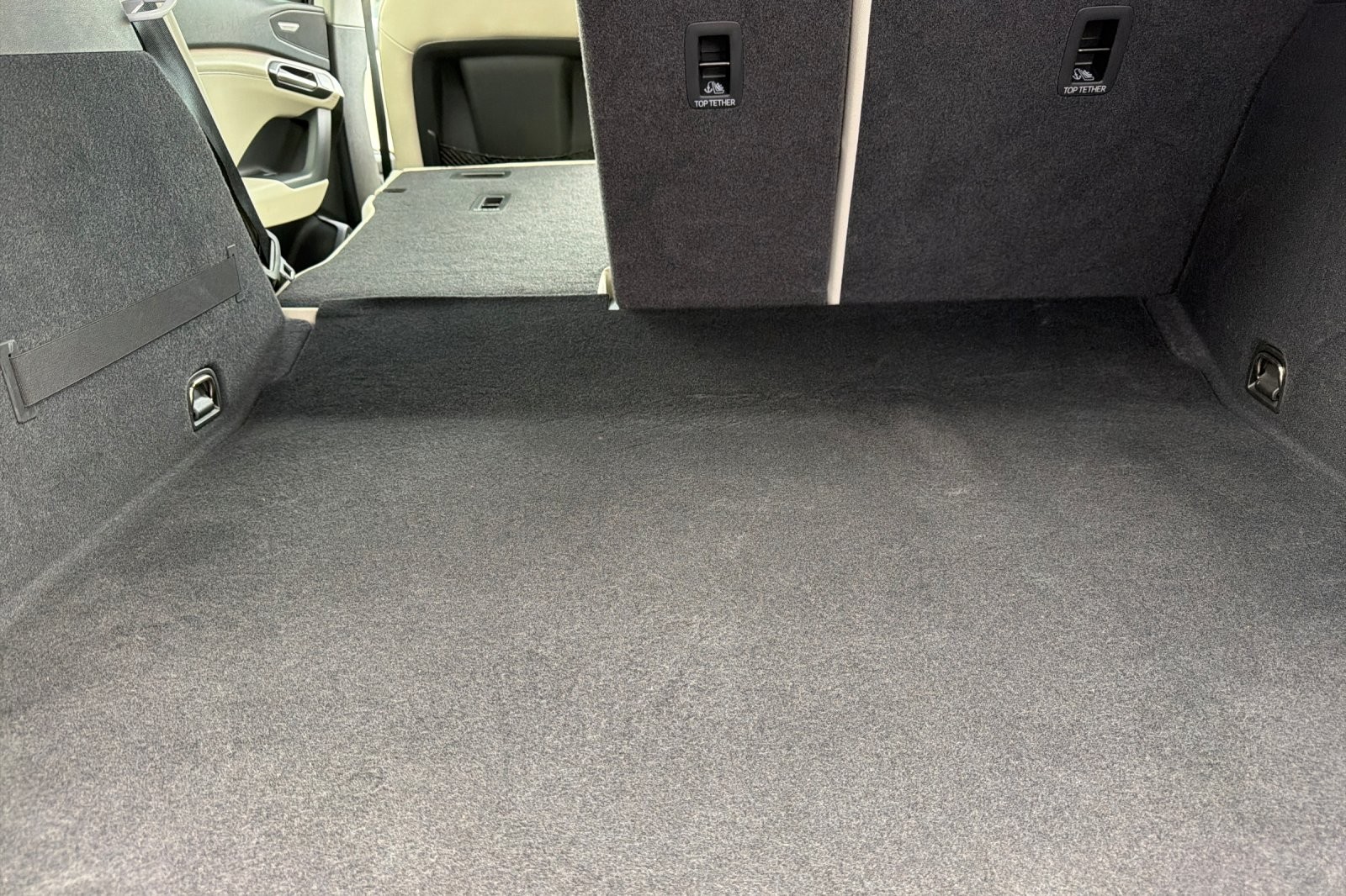 Certified Used 2025 Glacier White Metallic Audi Premium Plus quattro image 14