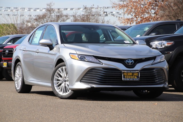New 2020 Toyota Camry Hybrid Hybrid XLE