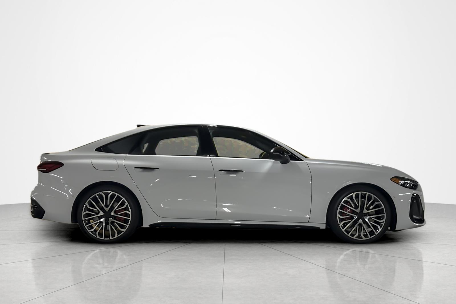 New 2026 Glacier White Metallic Audi Premium Plus 3.0 TFSI quattro image 7