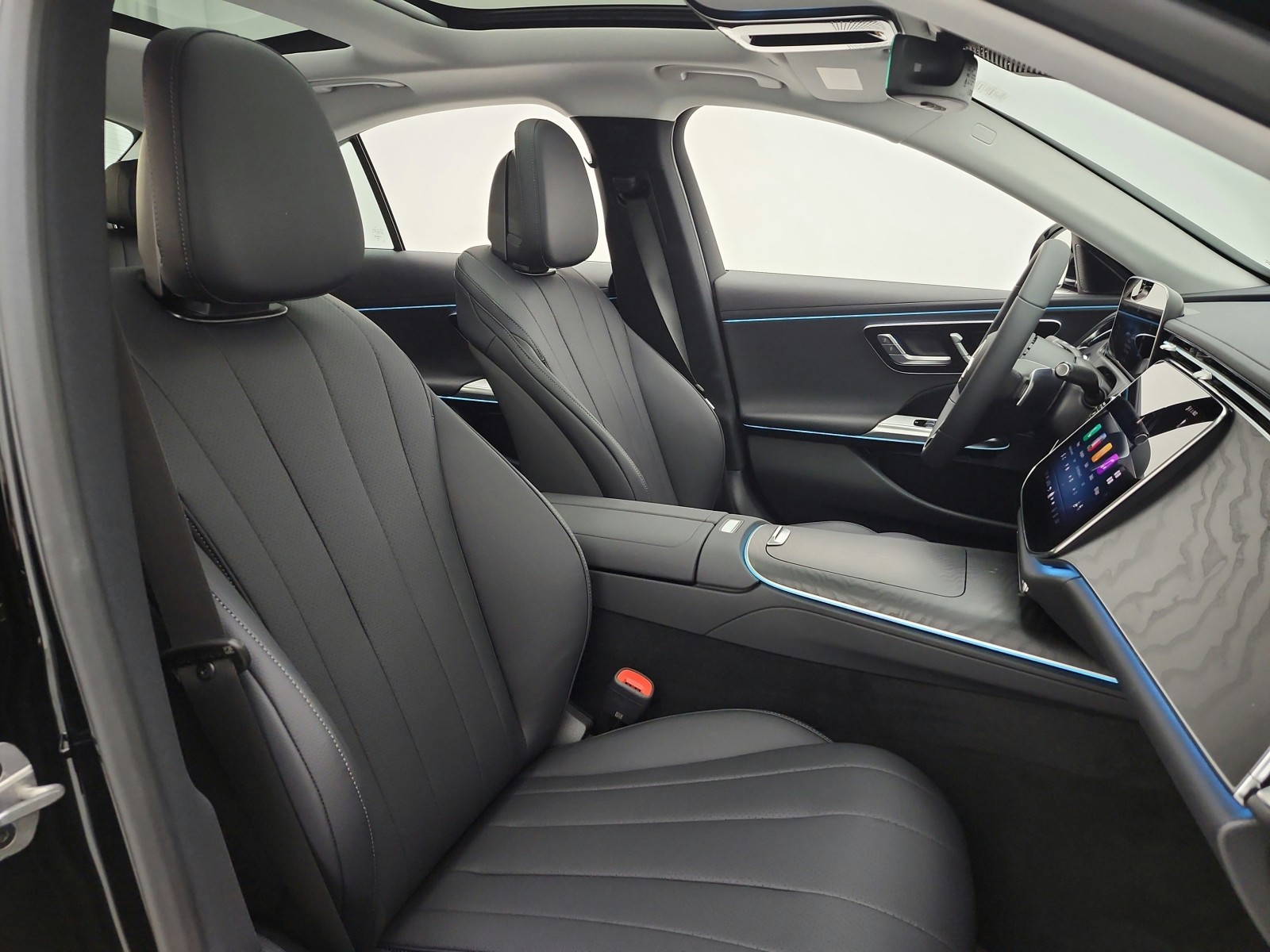 New 2026 Black Mercedes-Benz E 350 image 12