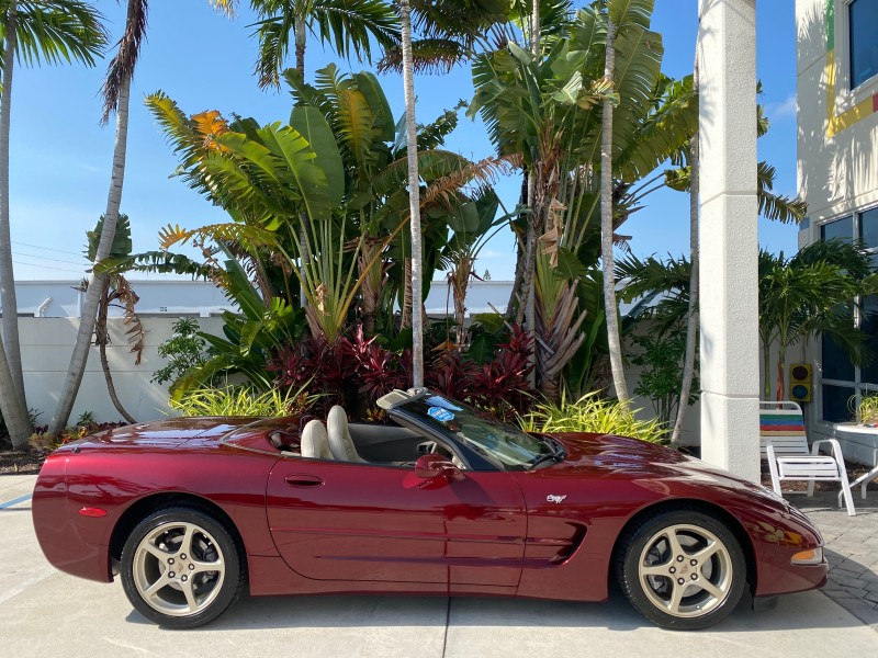 2003 Chevrolet Corvette 50TH CONVERTIBLE LOW MILES 6,742 in , 