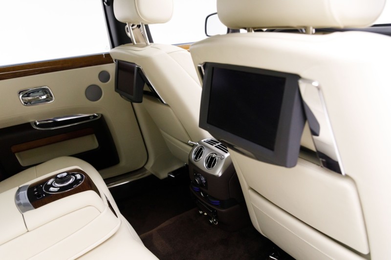 2011 Rolls-Royce Ghost  in , 