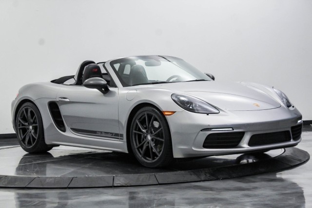 2023 Porsche 718 Boxster T 7