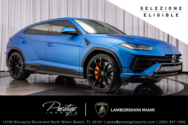 /2023 Lamborghini Urus