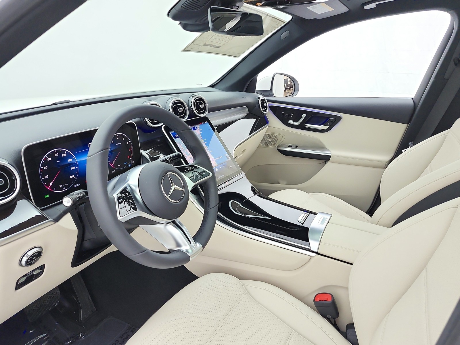 New 2026 Polar White Mercedes-Benz GLC 300 image 9