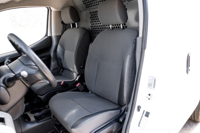 2017 Nissan NV200 Compact Cargo S 3