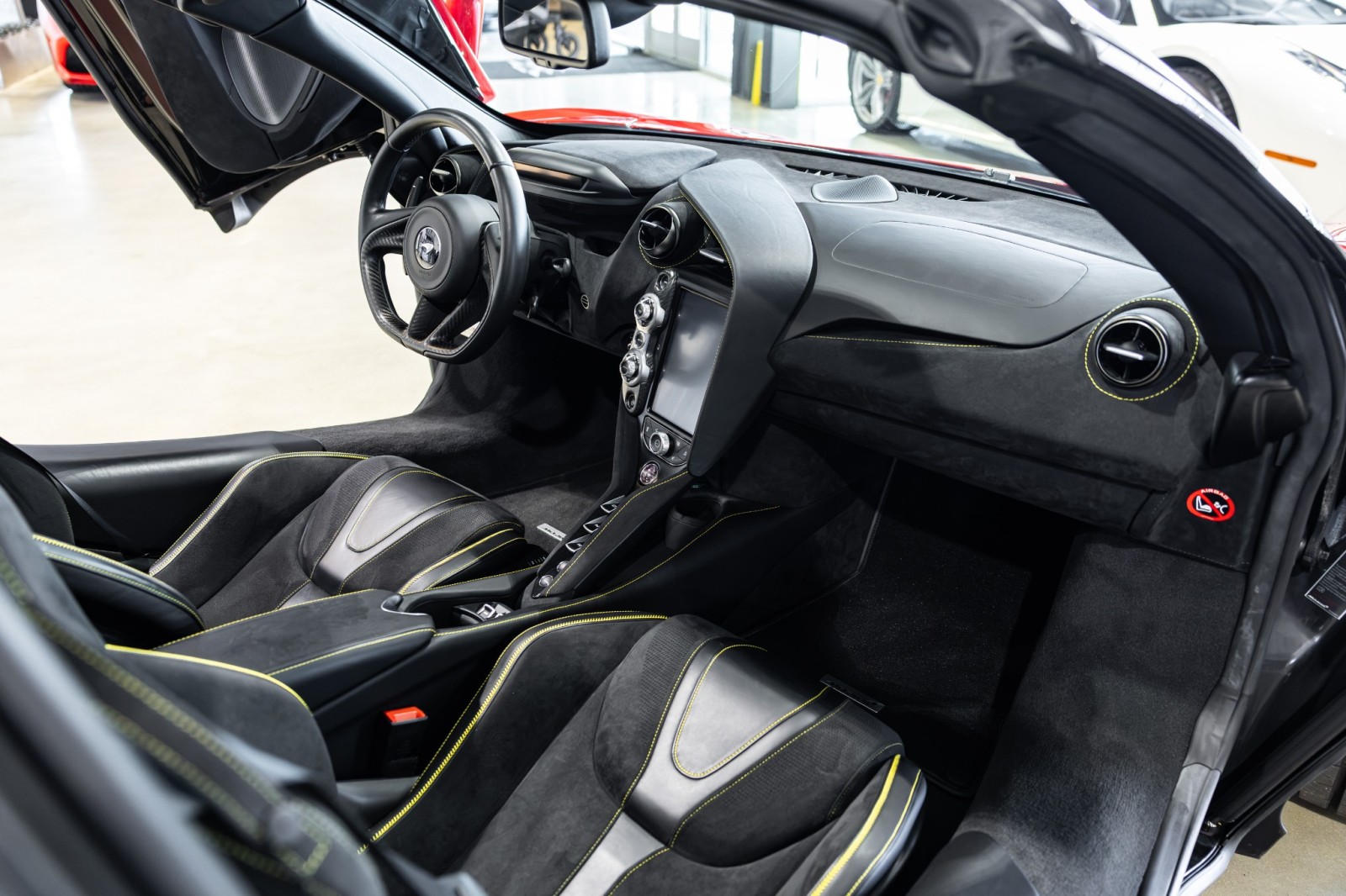 2022 McLaren 720S Base - Photo 32