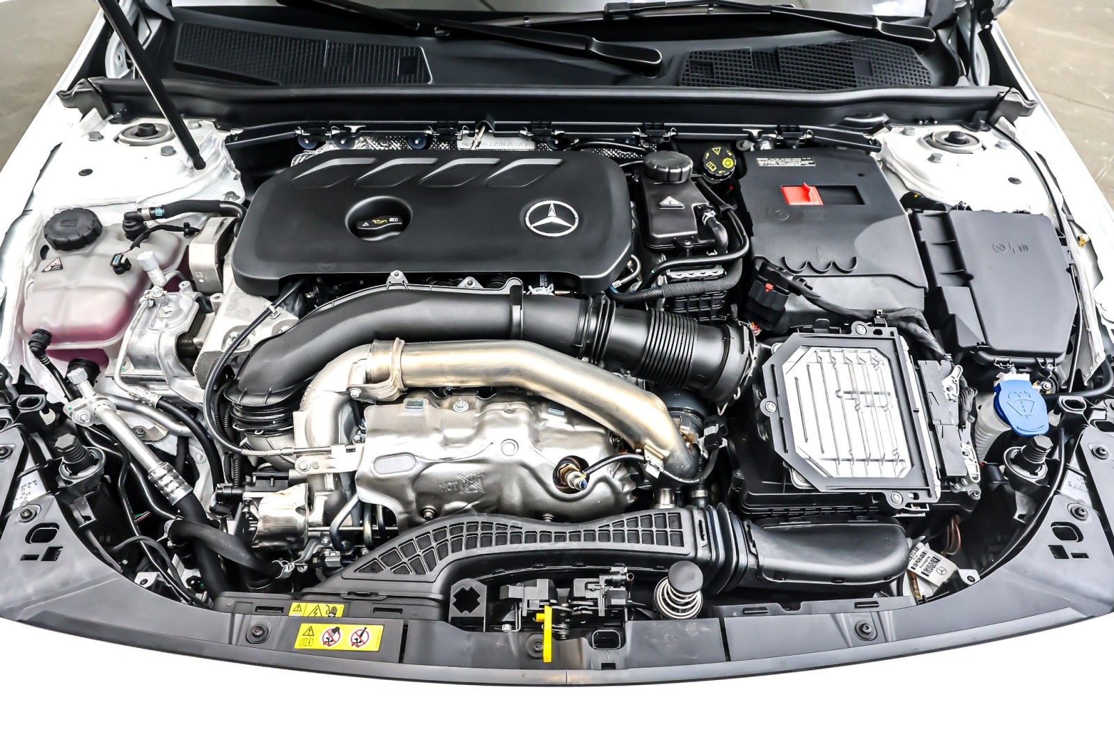 New 2026 Polar White Mercedes-Benz CLA 250 image 11