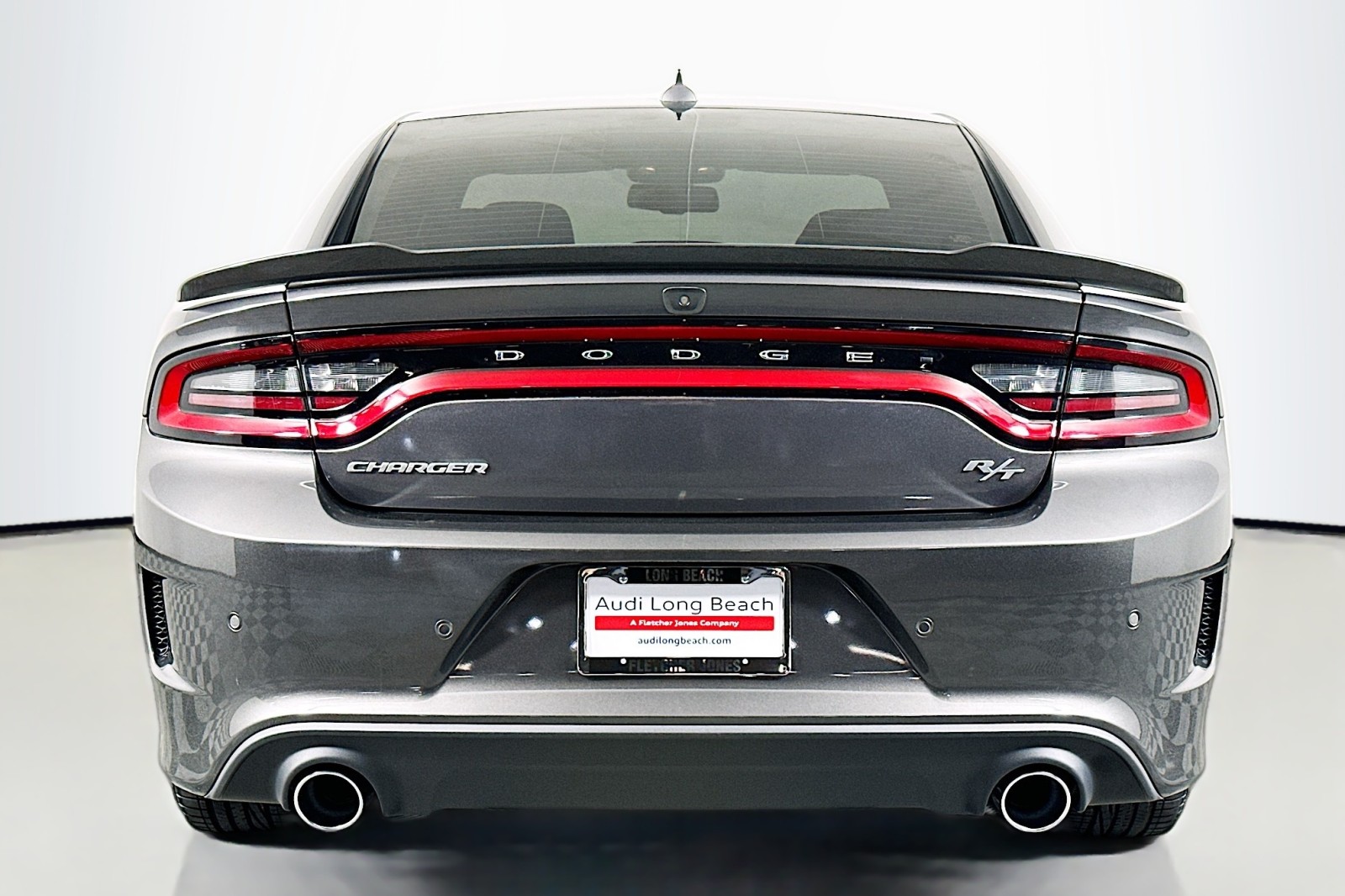 Used 2023 Granite Pearlcoat Dodge R/T image 3