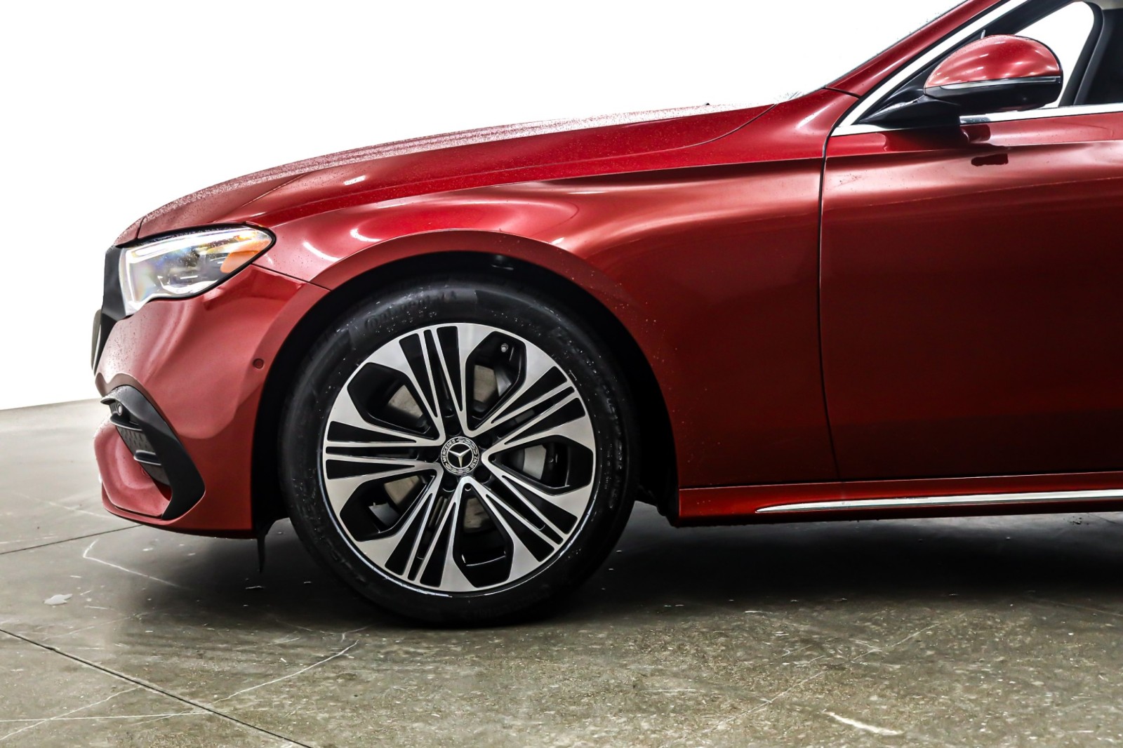 New 2026 MANUFAKTUR Patagonia Red Mercedes-Benz E 350 image 10