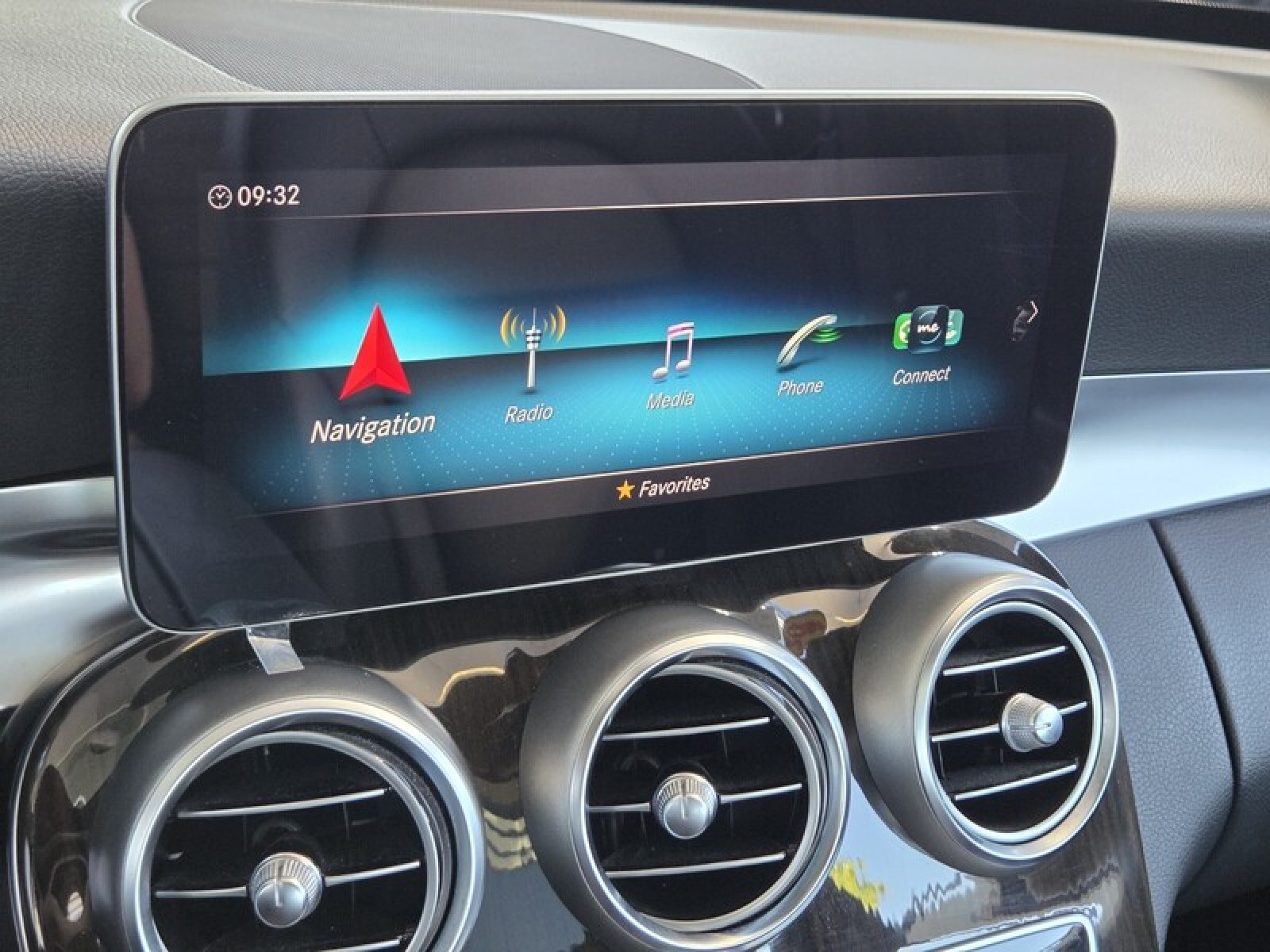 Certified Used 2020 Black Mercedes-Benz C 300 image 28