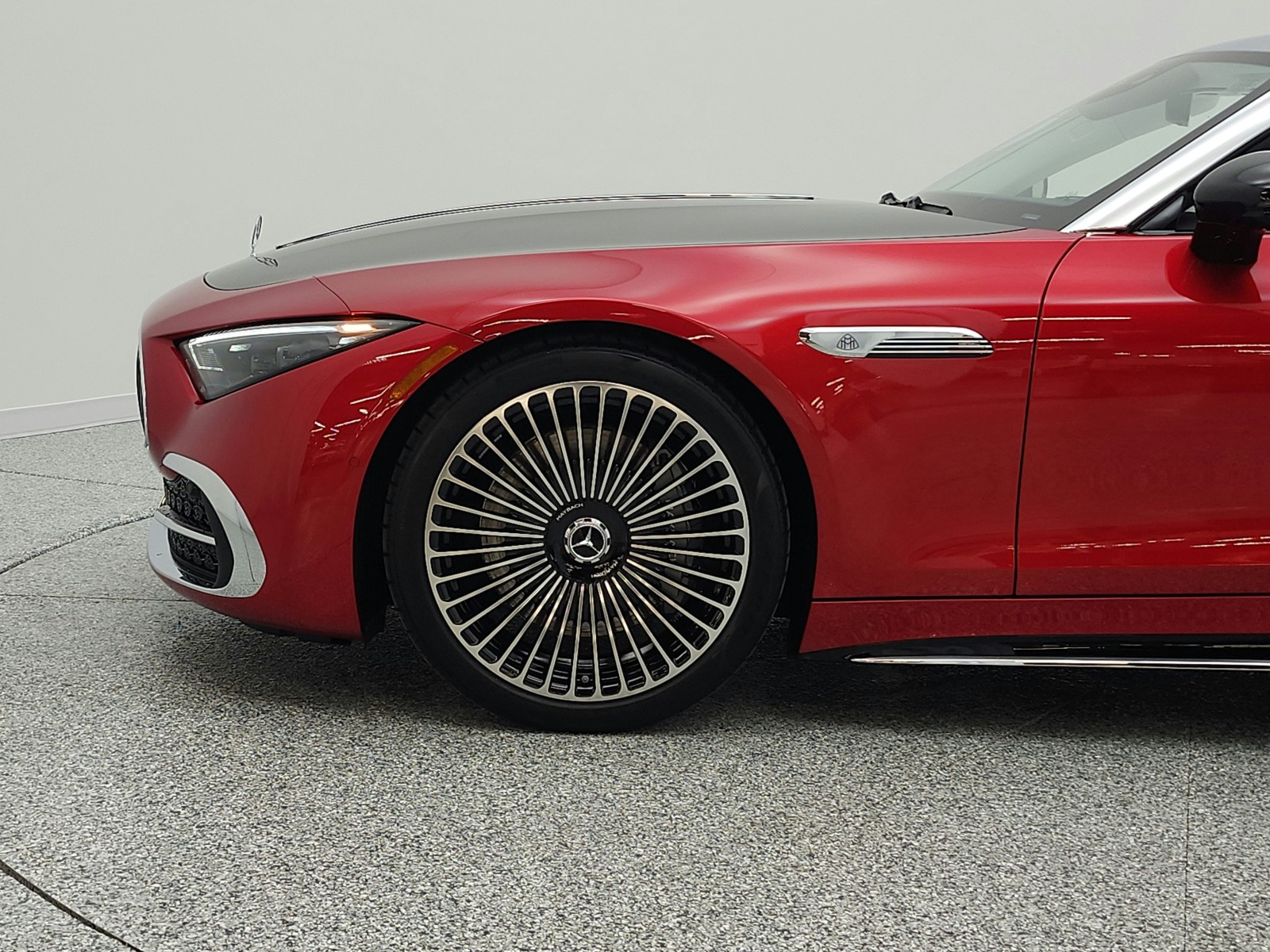 New 2026 MANUFAKTUR Garnet Red Metallic (Red Ambiance) Mercedes-Benz Maybach SL 680 Monogram Series image 18