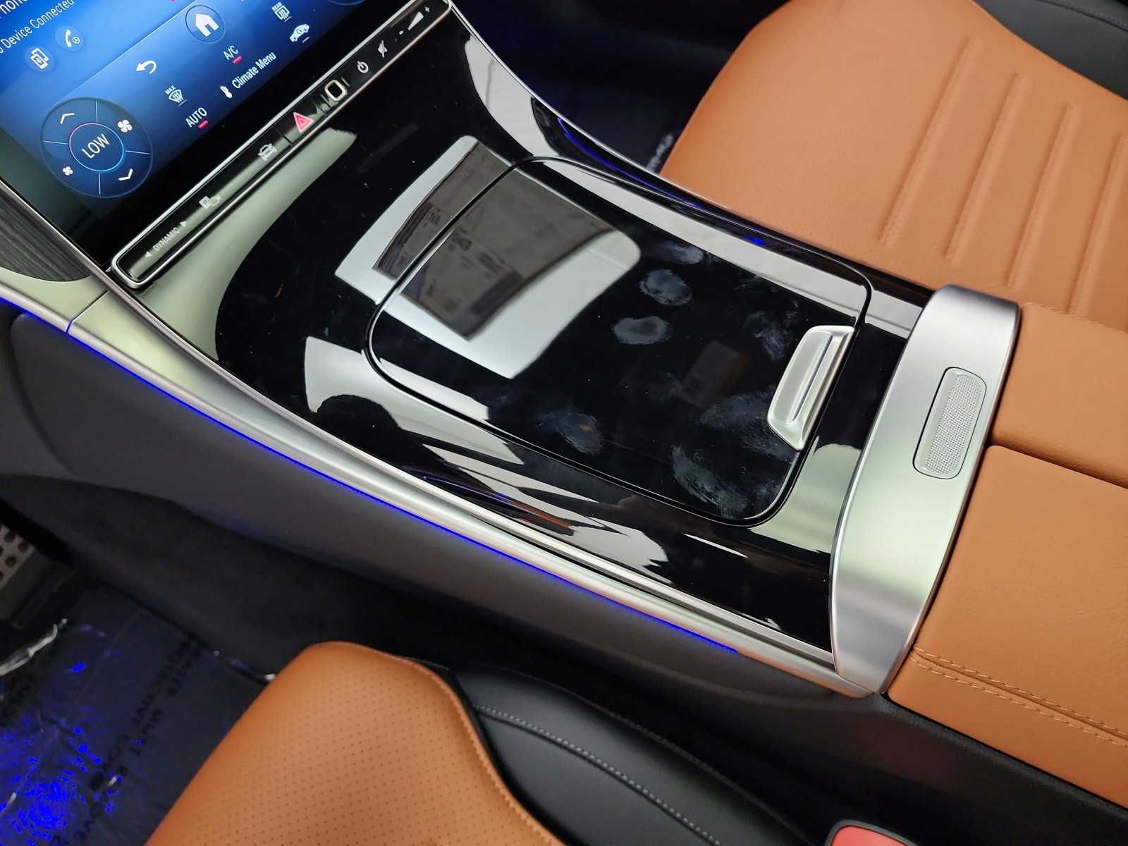 New 2027 Verde Silver Metallic Mercedes-Benz GLC 300 4MATIC® Coupe image 9