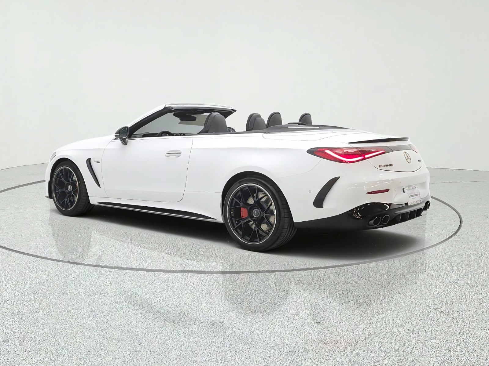 New 2027 MANUFAKTUR Moonlight White Metallic Mercedes-Benz AMG® CLE 53 4MATIC+ Cabriolet image 7
