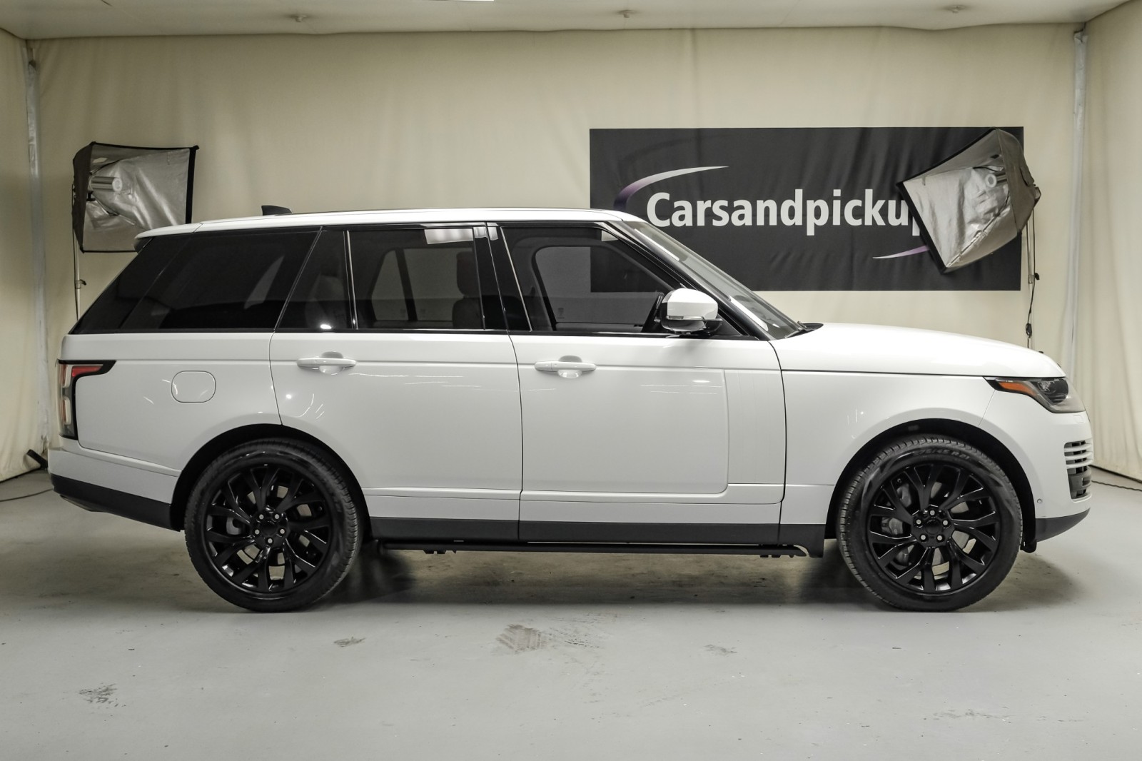 2020 Land Rover Range Rover P525 HSE 5