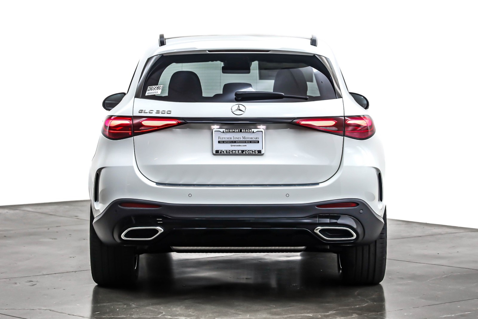 New 2026 Polar White Mercedes-Benz GLC 300 image 3