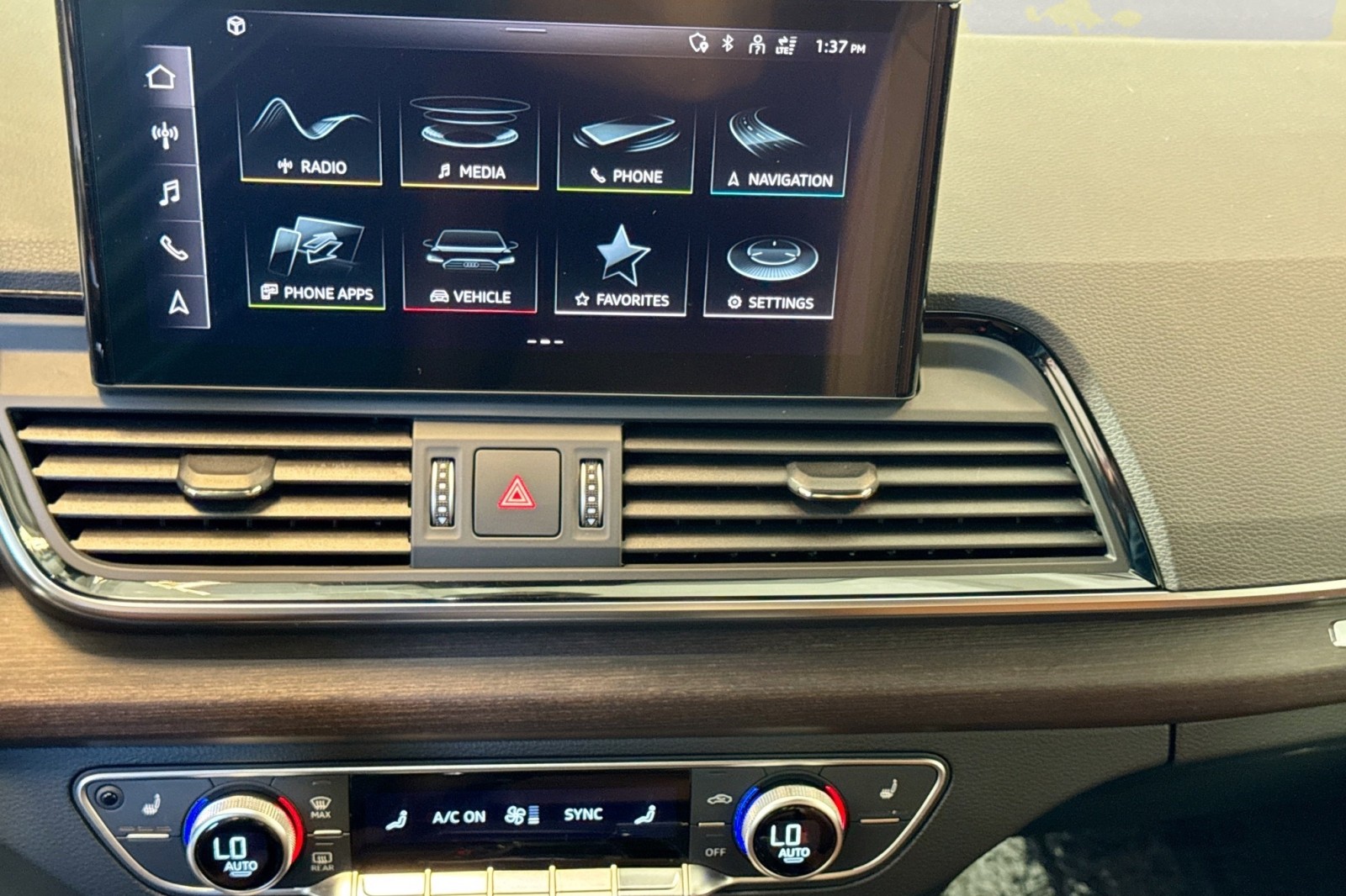 Used 2022 FLORETTE SILVER Audi S line Premium image 13