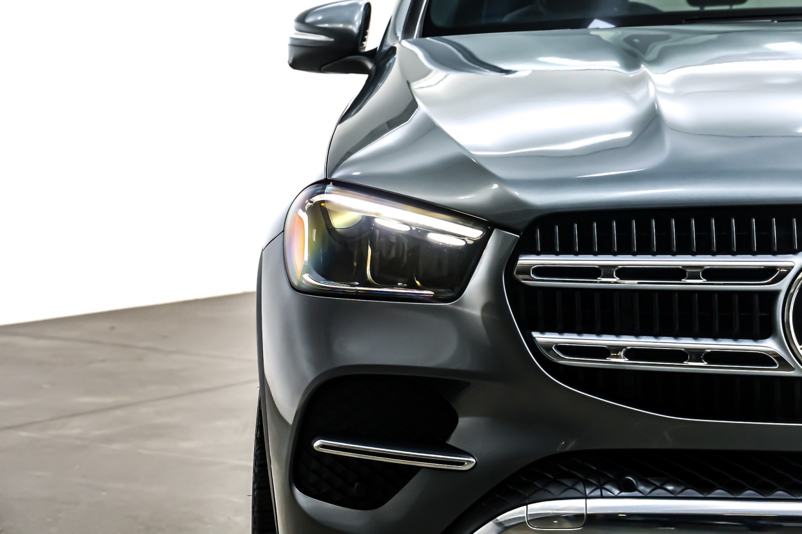 Certified Used 2024 Selenite Grey Metallic Mercedes-Benz GLE 350 4MATIC® SUV image 16