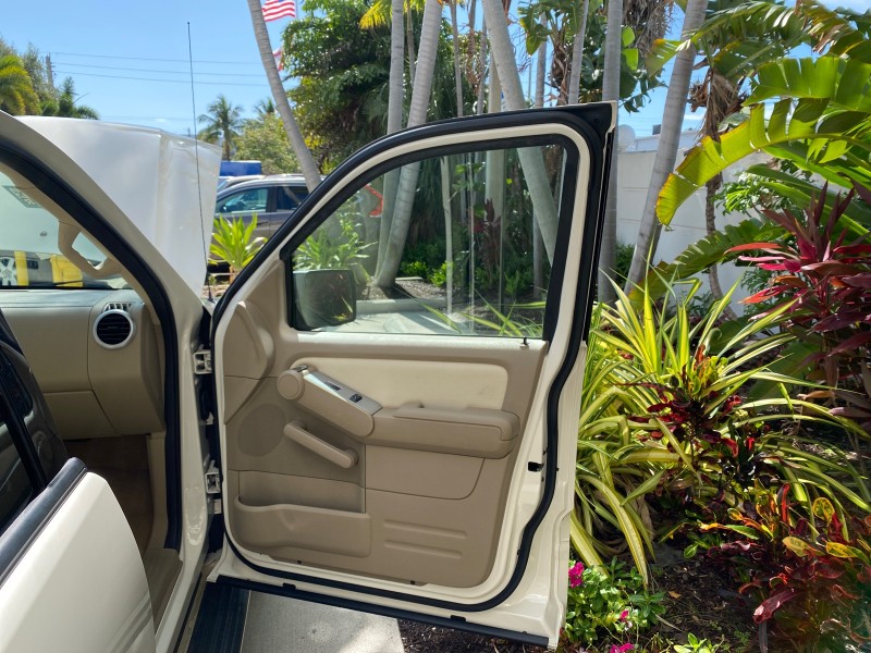 2007 Mercury Mountaineer SUV Premier 1 OWNER in ,