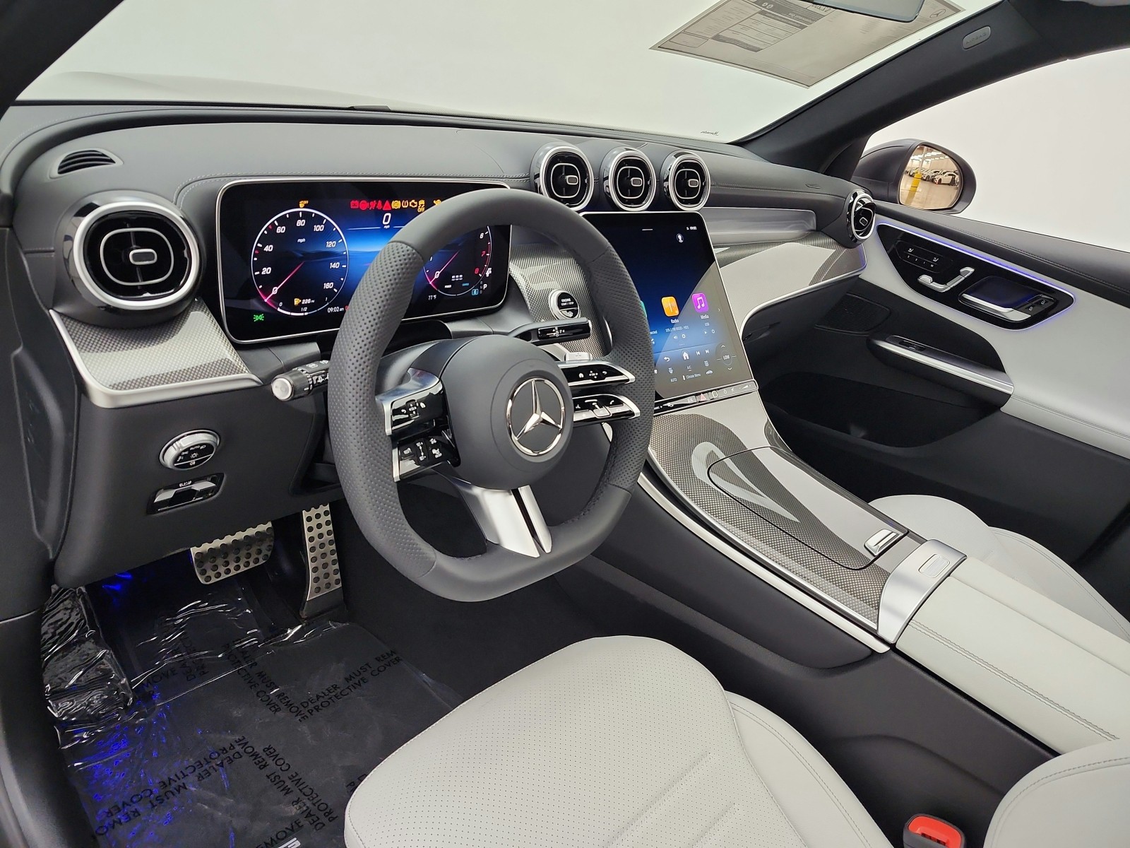 New 2027 MANUFAKTUR Graphite Grey Magno Mercedes-Benz GLC 300 SUV image 9