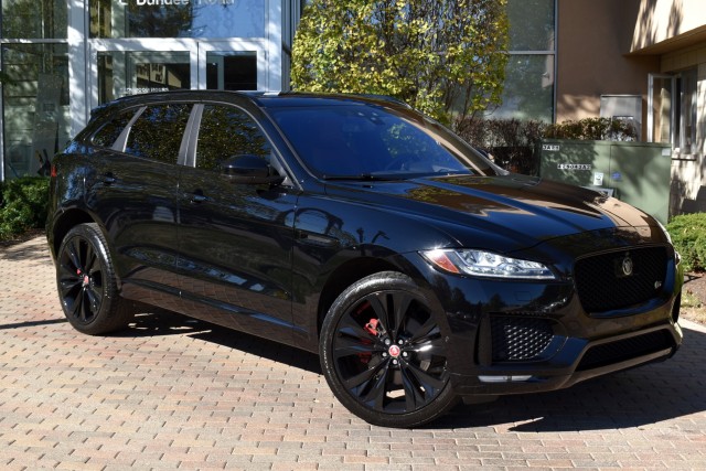 2017 Jaguar F-PACE S AWD Tech Pkg. Driver Assist Pkg. 22 Wheels Comfort & Convenience Pkg. Pano Roof Head Up Display MSRP $73,034 3