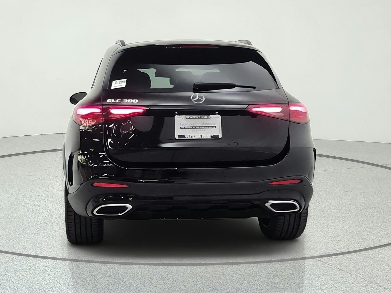 New 2026 Black Mercedes-Benz GLC 300 SUV image 6