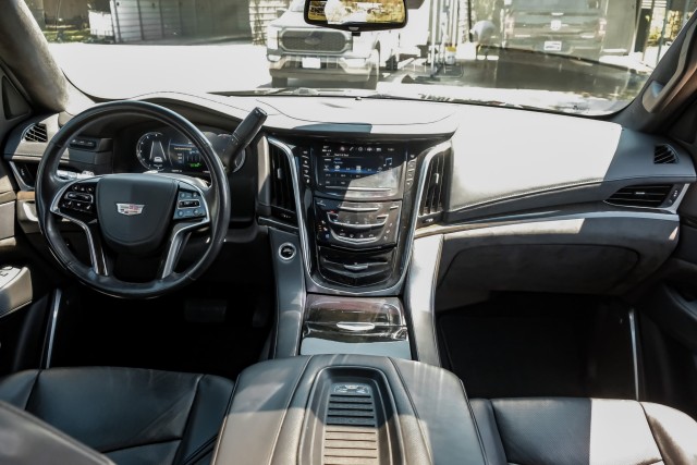 2019 Cadillac Escalade ESV Platinum 14