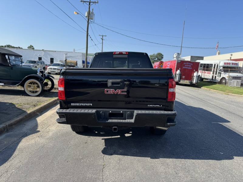 2015 GMC Sierra 1500 Crew Cab Denali Denali in , 