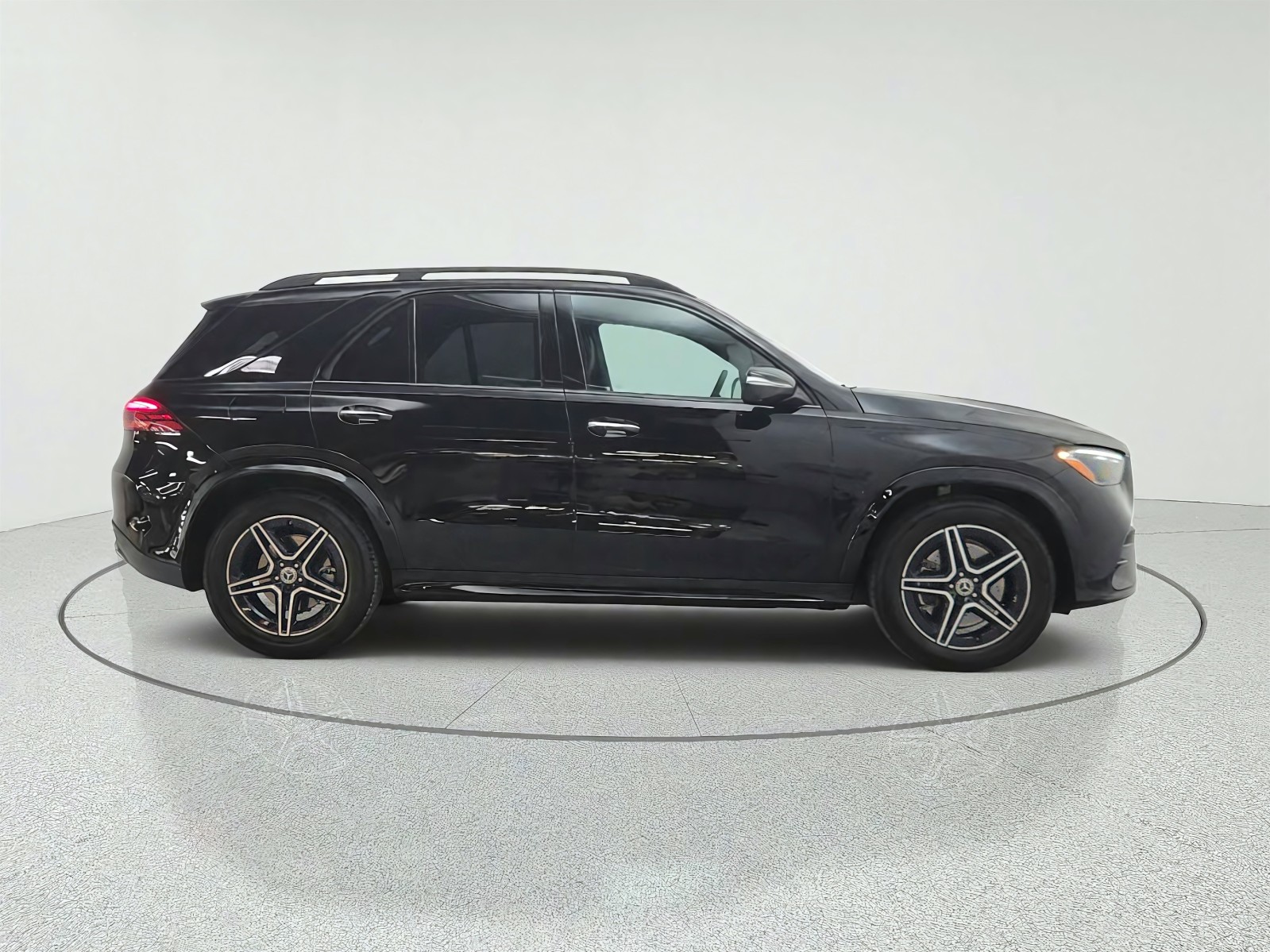 Certified Used 2026 Black Mercedes-Benz GLE 450 4MATIC® SUV image 4