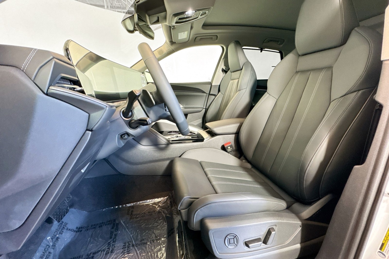 New 2025 Glacier White Metallic Audi Premium Plus 2.0 TFSI quattro image 17