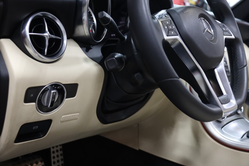 2012 Mercedes-Benz SLK 350 AMG Sport 2dr Roadster in , 