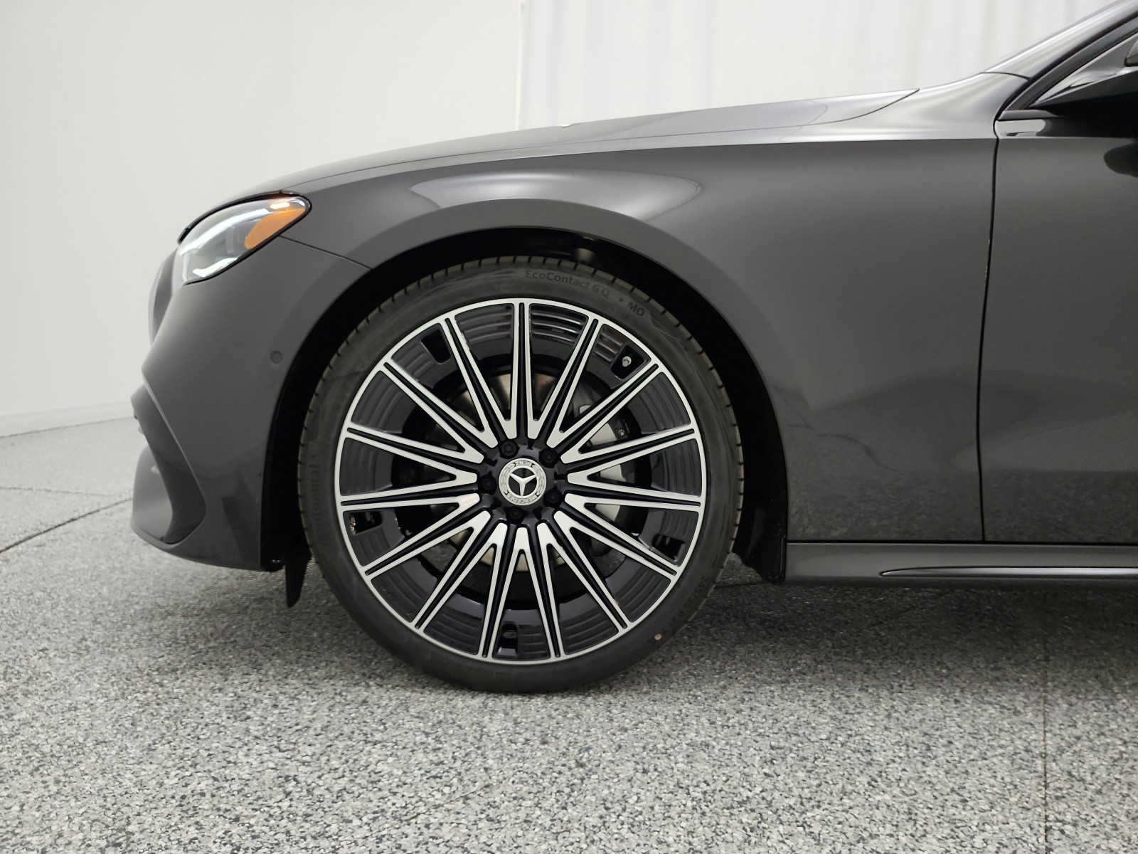 New 2027 Graphite Grey Metallic Mercedes-Benz E 350 RWD Sedan image 13