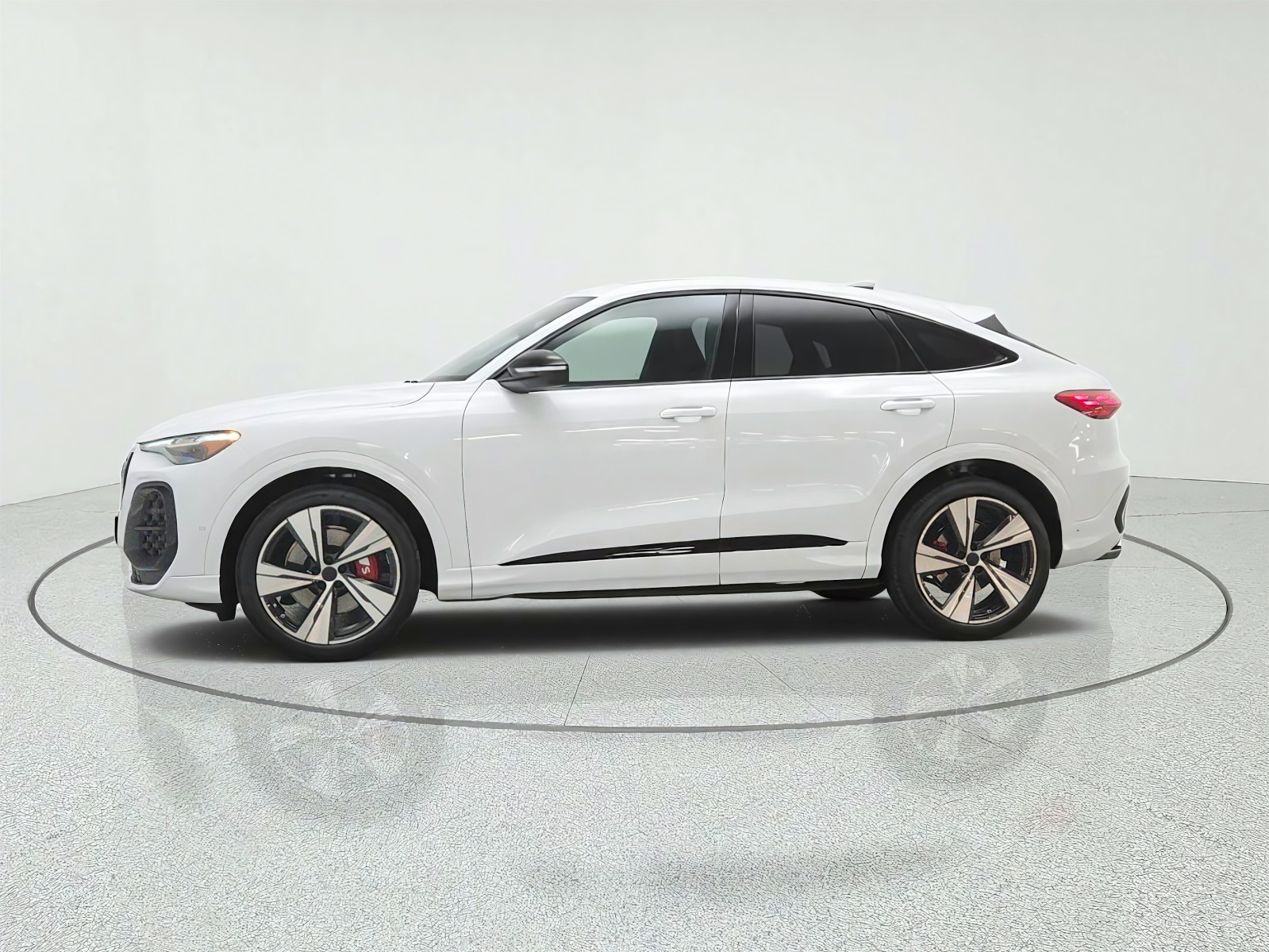 New 2026 Glacier White Metallic Audi Premium Plus 3.0 TFSI quattro image 8