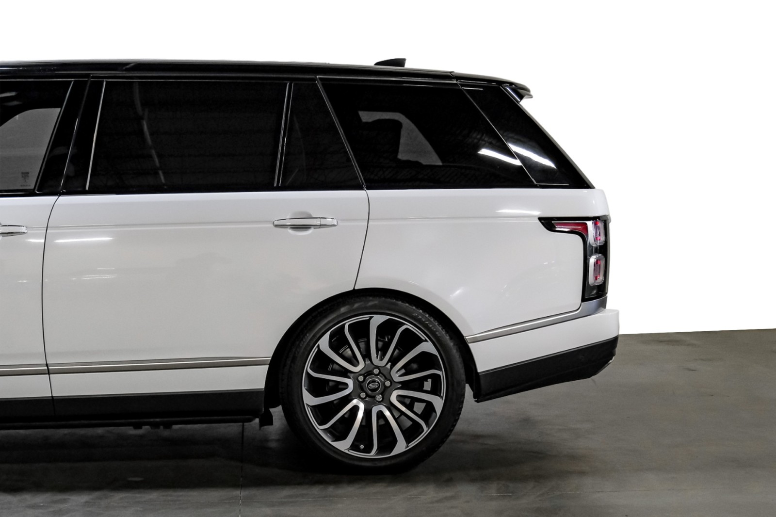 2020 Land Rover Range Rover SV Autobiography LWB 4PlaceSeating 22DiamondAlloys PwrBoards 12