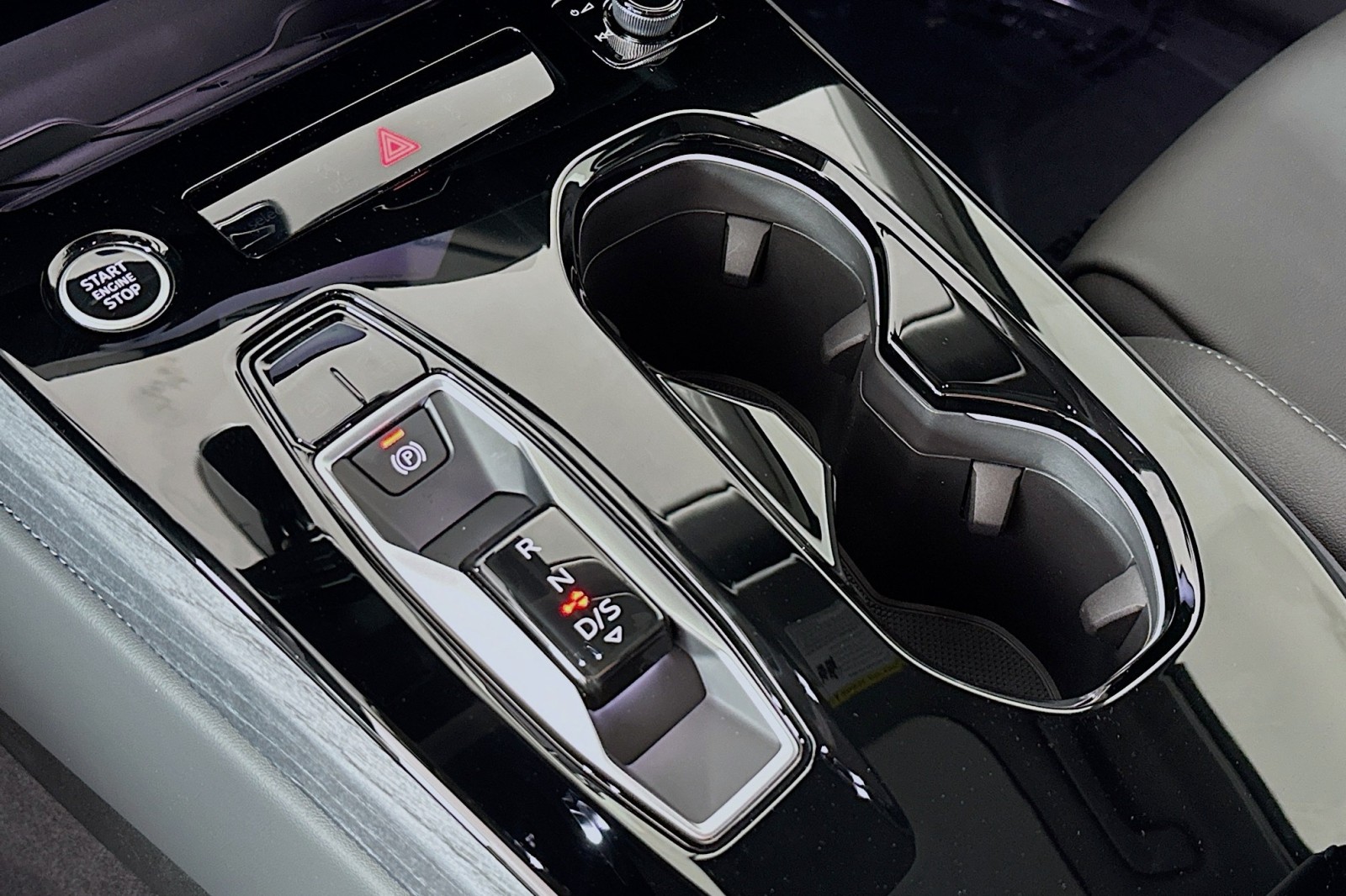 New 2026 Glacier White Metallic Audi Premium Plus image 7