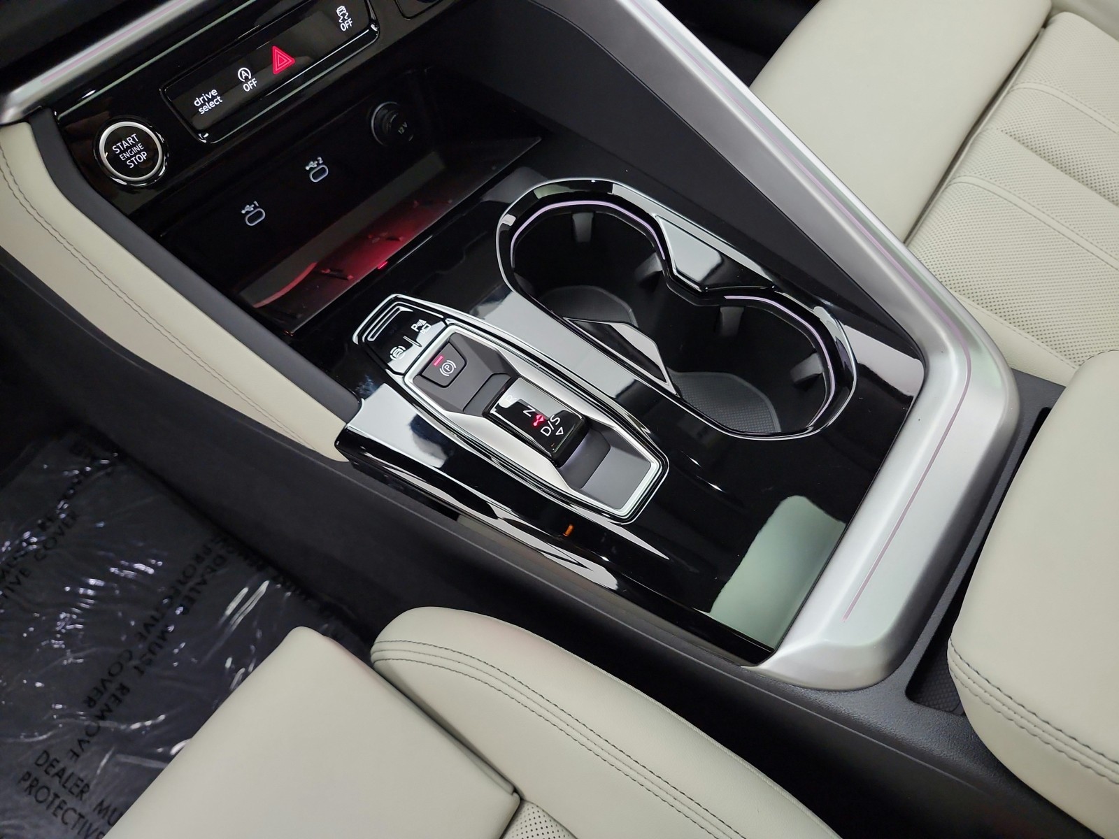 New 2026 Arkona White Audi Premium Plus 2.0 TFSI quattro image 9