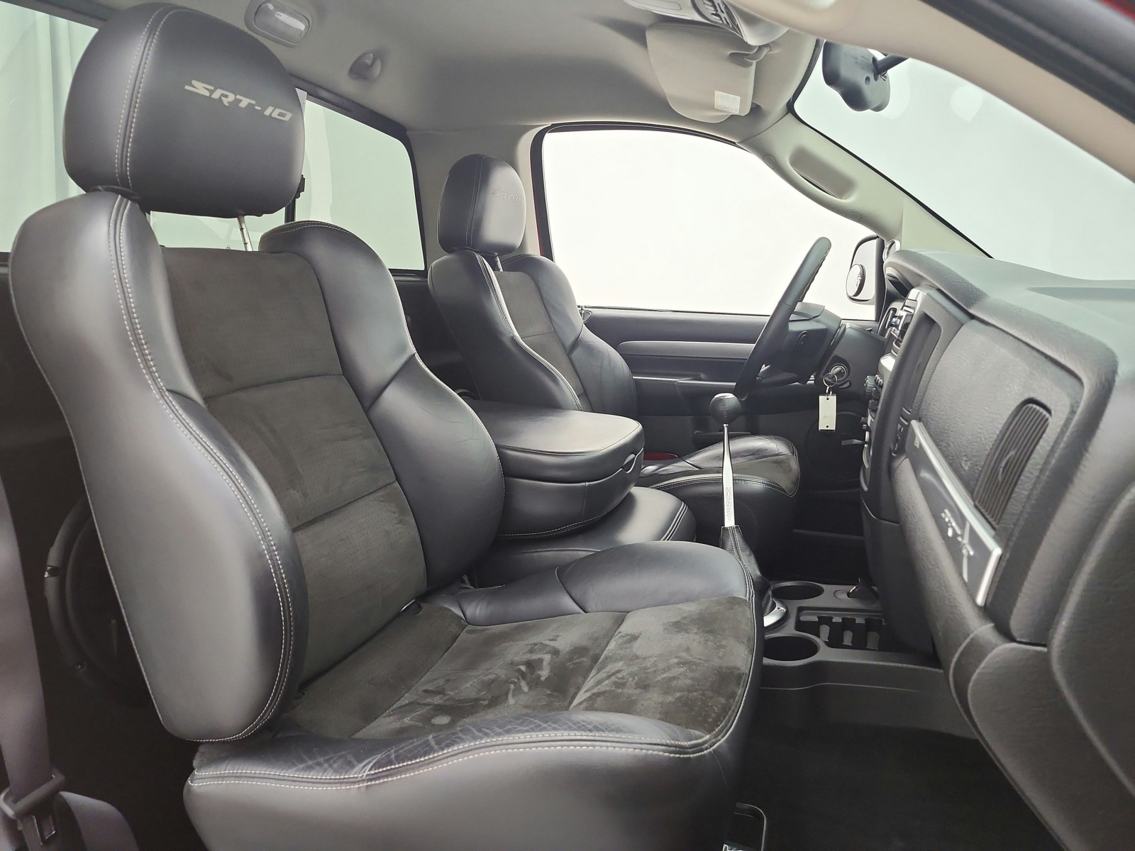 Used 2004 Flame Red Dodge 2dr Reg Cab 120.5 WB SRT-10 image 17