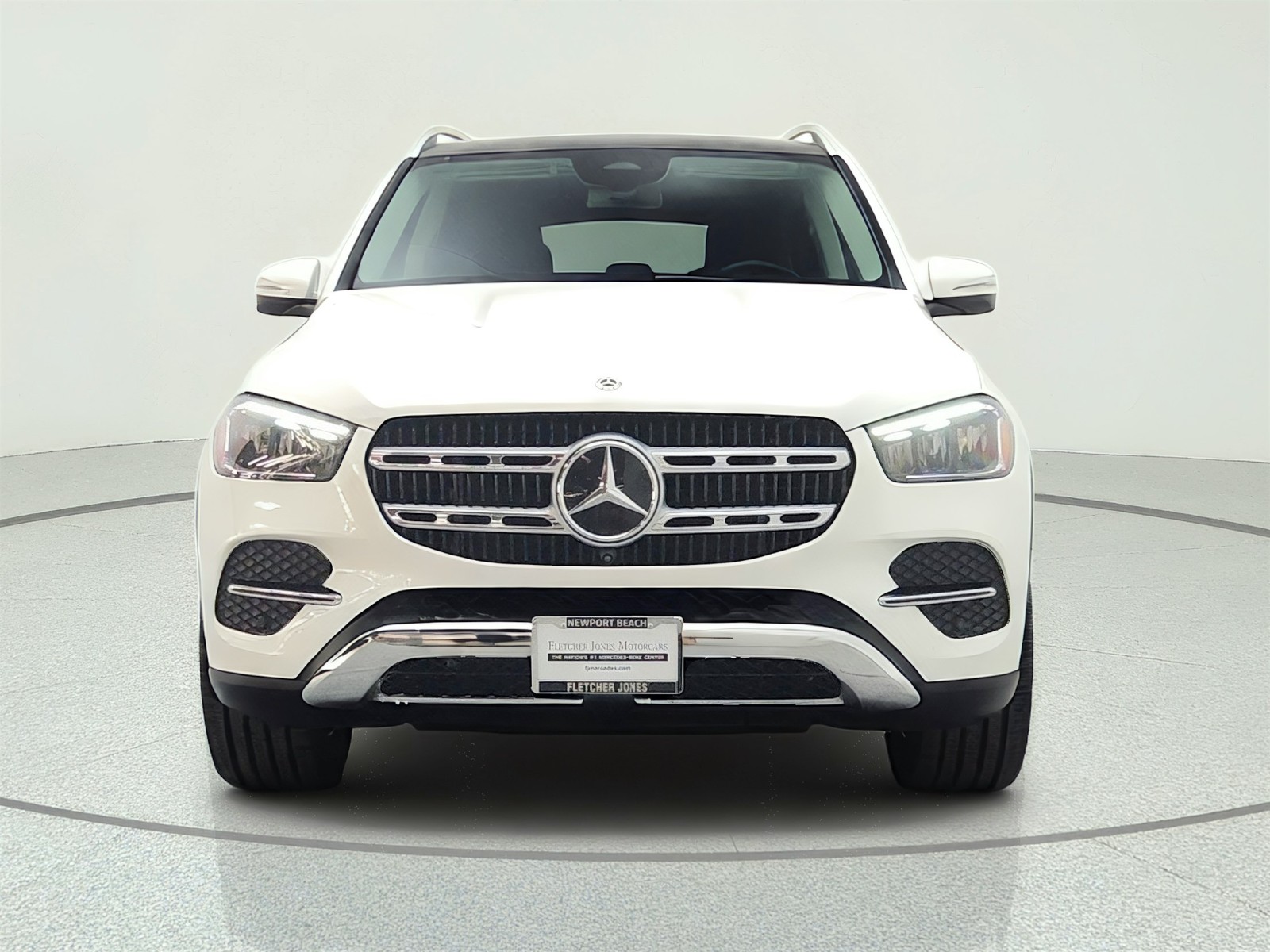 Certified Used 2025 Polar White Mercedes-Benz GLE 350 4MATIC® SUV image 2