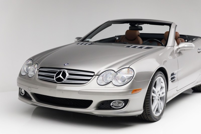 2007 Mercedes-Benz SL 550 50th Anniversary Edition 5.5L V8 in , 