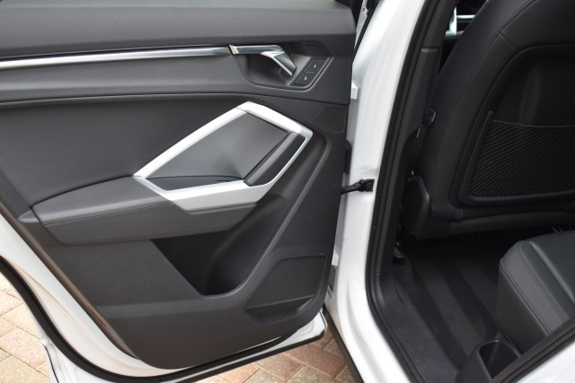 2021 Audi Q3 AWD Pano Moonroof Leather Heated Seats Park Assist 19 Wheels Backup Camera MSRP $40,645 32