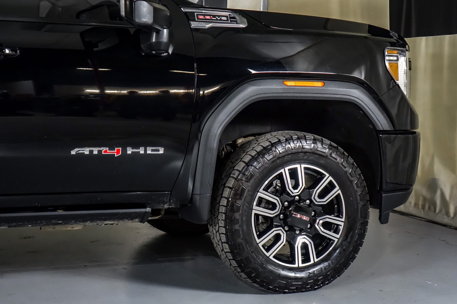 2021 GMC Sierra 2500HD AT4 7