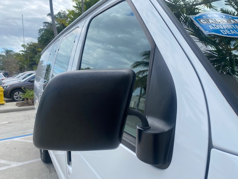 2000 Ford Econoline Cargo Van LOW MILES 68,046 in , 