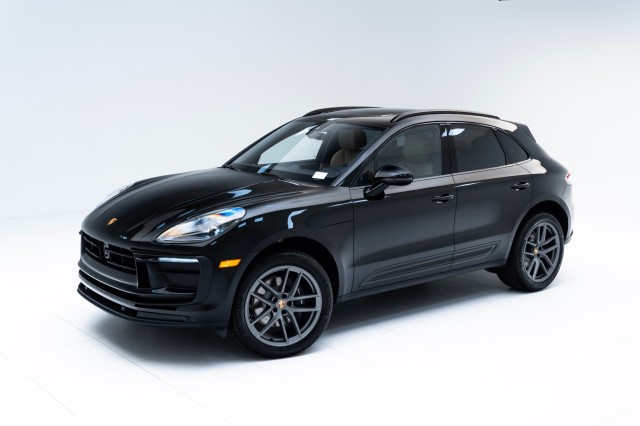 2025  Macan  in , 
