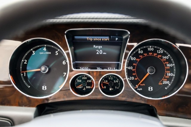 2013 Bentley Continental Flying Spur Speed 24