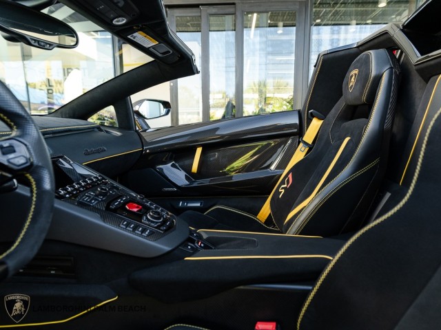 Lamborghini Aventador